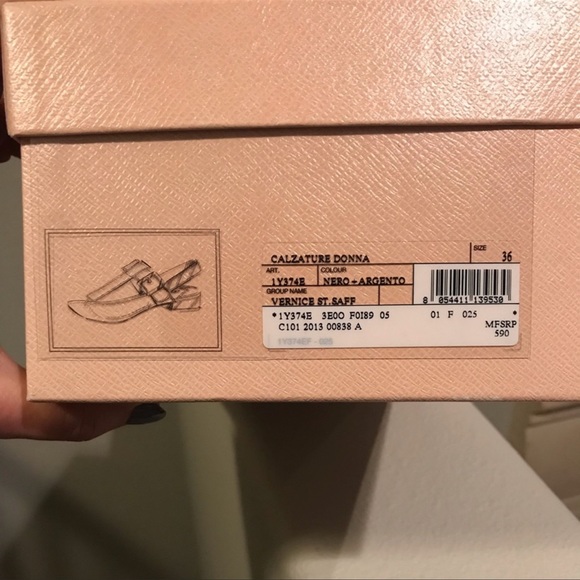 Authentic PRADA Sandals - Picture 6 of 7